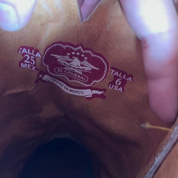 El General Genuine Leather Cowboy Boots scroll embroidery detail square toe - Picture 6 of 7